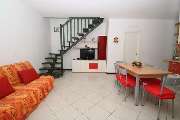 Apart Daire, 3 Yatak Odası (70/B)