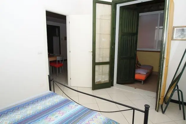 Apart Daire, 3 Yatak Odası (70/B)