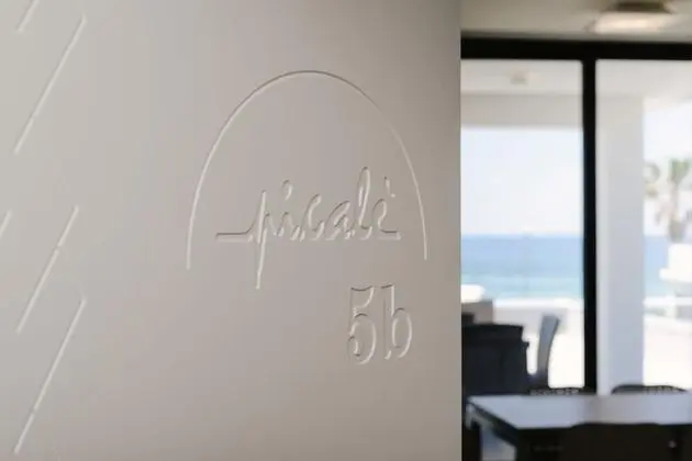 Superior Apart Daire, 2 Yatak Odası, Teras, Deniz Manzaralı