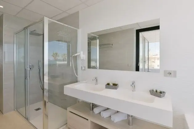 Superior Apart Daire, 2 Yatak Odası, Teras, Deniz Manzaralı