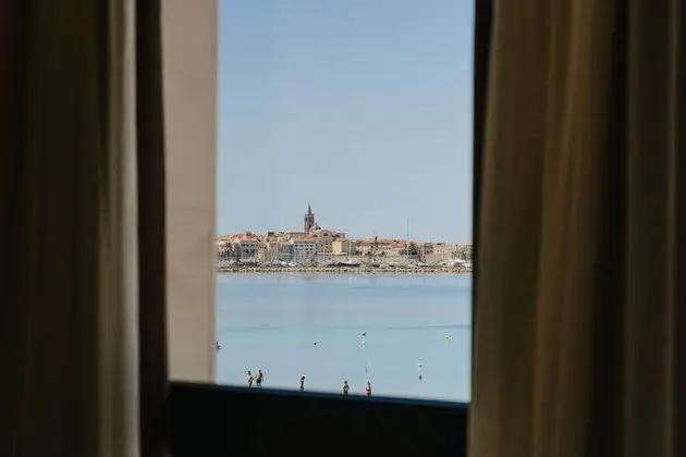 Superior Apart Daire, 2 Yatak Odası, Teras, Deniz Manzaralı