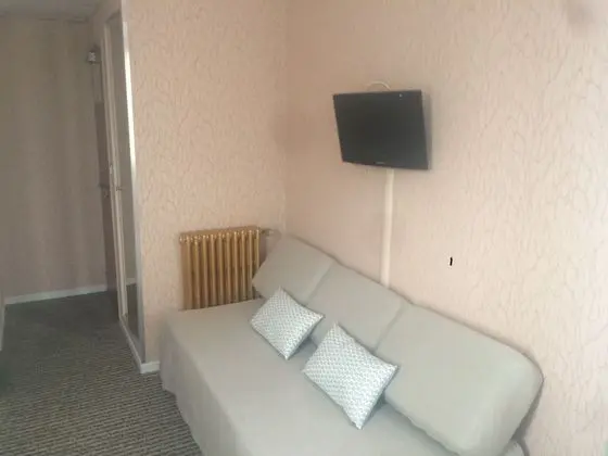 Üç Kişilik Oda