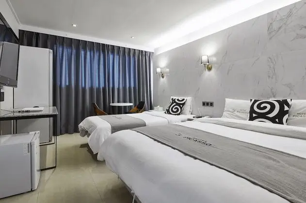 Premium İki Ayrı Yataklı Oda