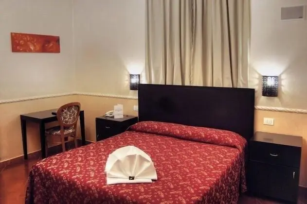 Tek Büyük Yataklı Oda (Extra Bed)
