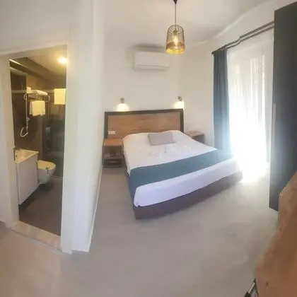 Standart Oda-Sigara İçilmez, Şehir Manzaralı, Fransız Balkonlu