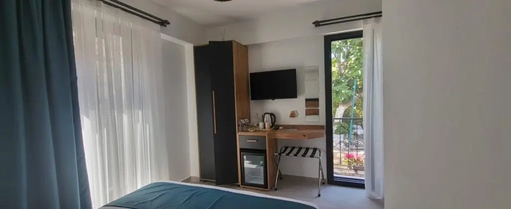 Standart Oda-Sigara İçilmez, Şehir Manzaralı, Fransız Balkonlu