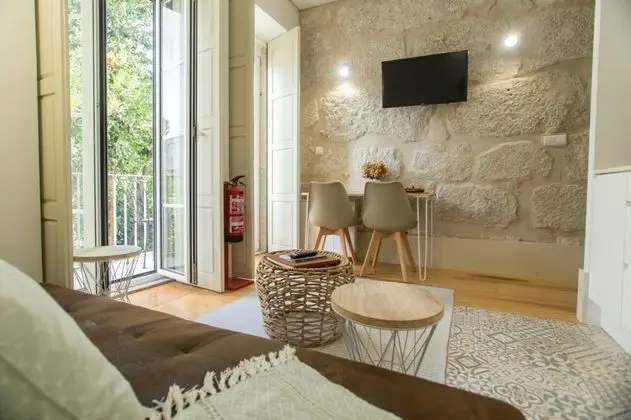 City Stüdyo, Sigara İçilmez, Banyolu/Duşlu