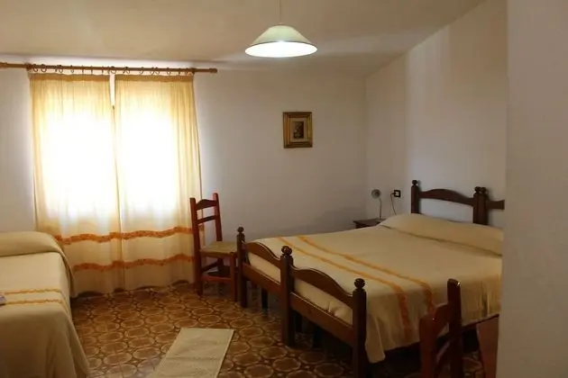 Classic Üç Kişilik Oda