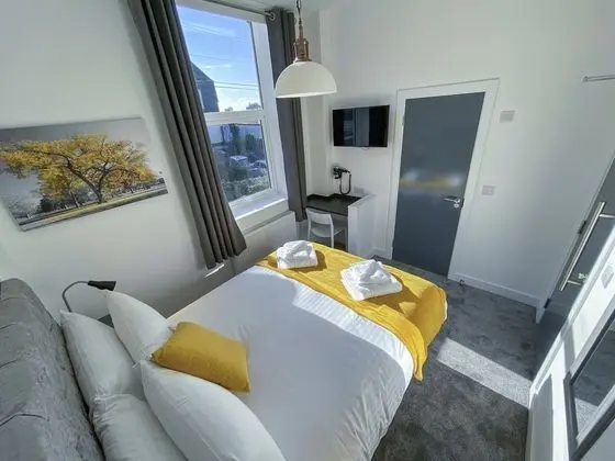 Deluxe Tek Büyük Yataklı Oda, Banyolu/Duşlu (Piccadilly )