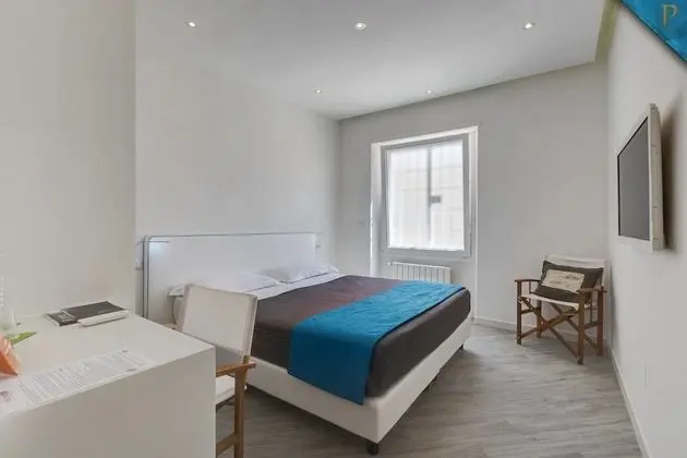 Design Tek Büyük veya İki Ayrı Yataklı Oda