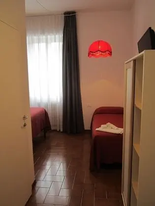 Standard Tek Büyük veya İki Ayrı Yataklı Oda, Özel Banyo