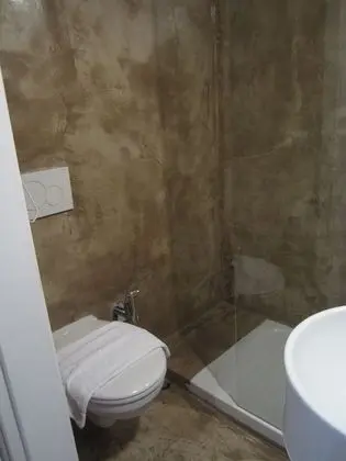 Standard Tek Büyük veya İki Ayrı Yataklı Oda, Özel Banyo