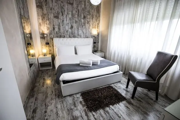 Deluxe Tek Büyük veya İki Ayrı Yataklı Oda