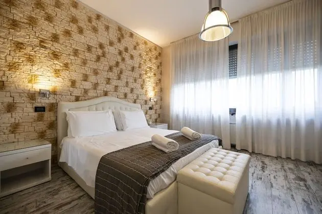 Deluxe Tek Büyük veya İki Ayrı Yataklı Oda