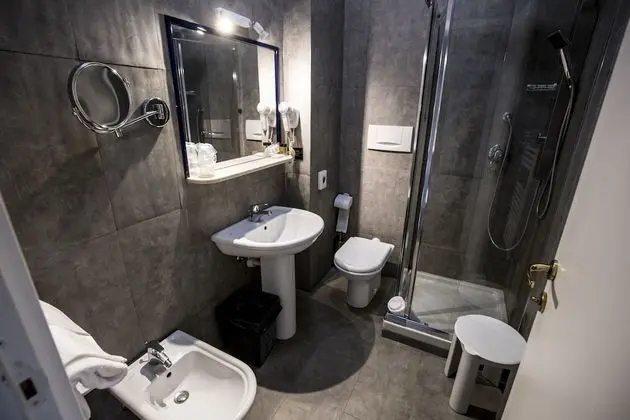 Deluxe Tek Büyük veya İki Ayrı Yataklı Oda