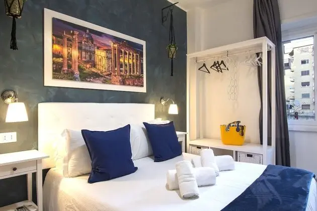 Deluxe Tek Büyük Yataklı Oda (with shower Blu)