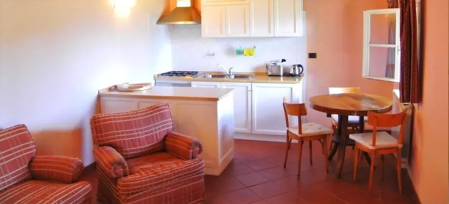 Superior Apart Daire, 1 Yatak Odası, Dağ Manzaralı (Leccine)