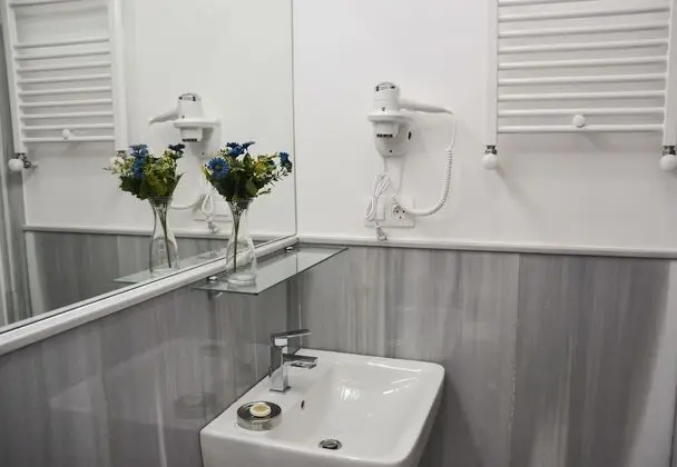 Standard Tek Büyük veya İki Ayrı Yataklı Oda, Balkon