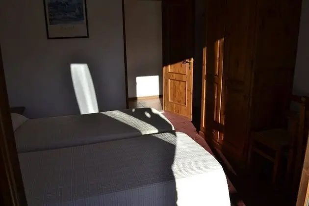 Classic Tek Büyük Yataklı Oda