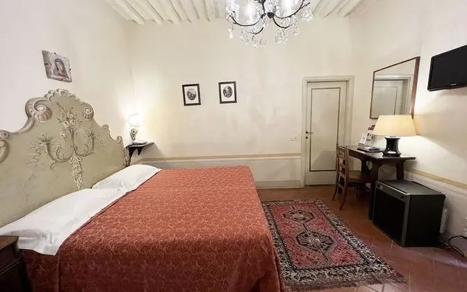 Comfort Tek Büyük veya İki Ayrı Yataklı Oda