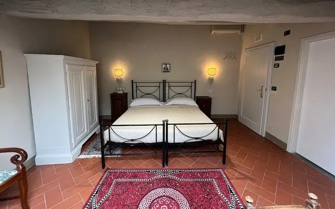 Economy Tek Büyük veya İki Ayrı Yataklı Oda