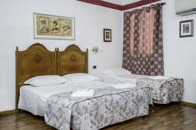 Standard Dört Kişilik Oda