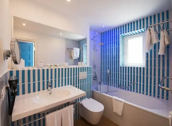 Deluxe Apartment, 2 Bedrooms, Terrace,  (Via Alcide De Gasperi 46)