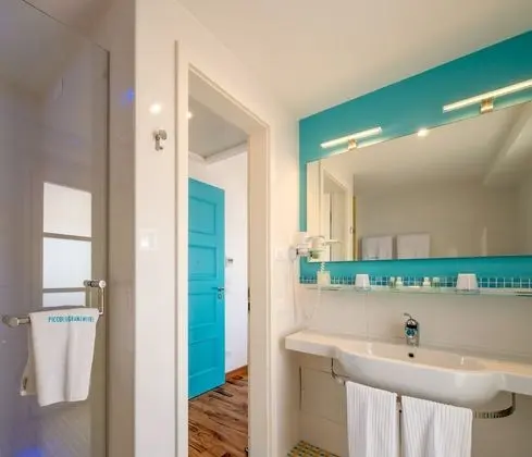 Superior Tek Büyük veya İki Ayrı Yataklı Oda