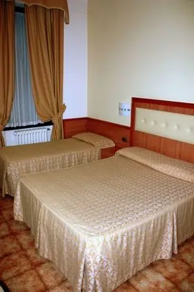 Standard Üç Kişilik Oda