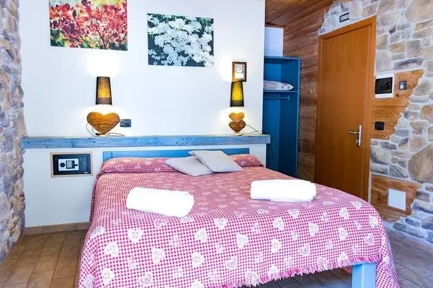 Tek Büyük Yataklı Oda (First floor)