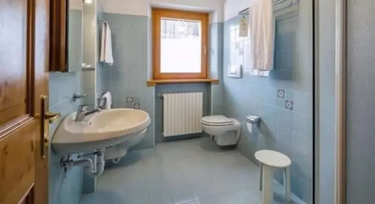 Tek Büyük Yataklı Oda (with extra bed)