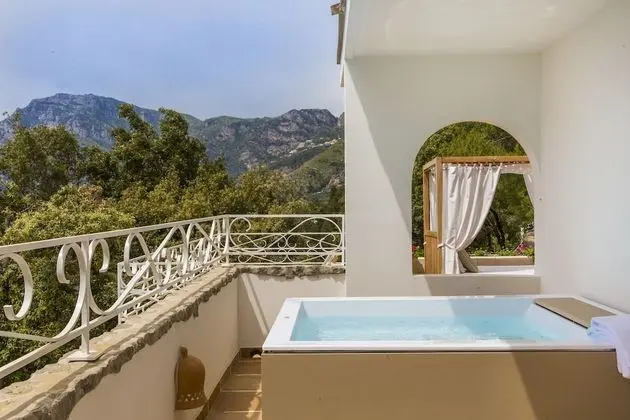 Panoramic Süit, 1 En Büyük (King) Boy Yatak ve Çekyat, Sıcak Su Havuzu, Havuz Manzaralı