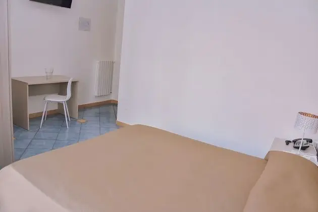 Tek Büyük Yataklı Oda (with internal private bathroom)
