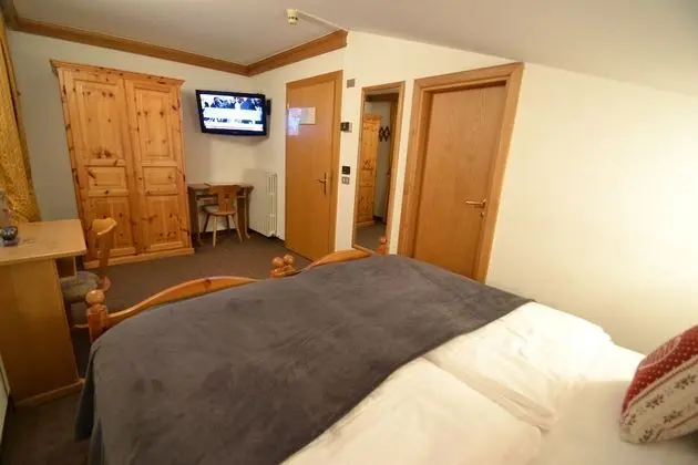 Standard Tek Büyük veya İki Ayrı Yataklı Oda