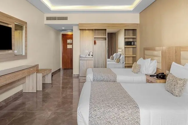 Deluxe Üç Kişilik Oda