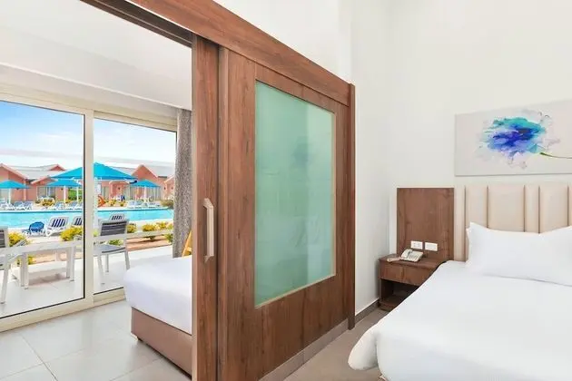 Bungalow Room with Pool View
