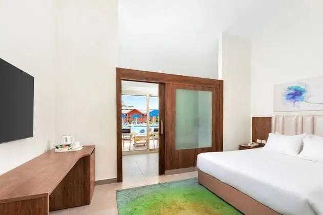 Bungalow Triple Pool View 3 Adults + 1 Child