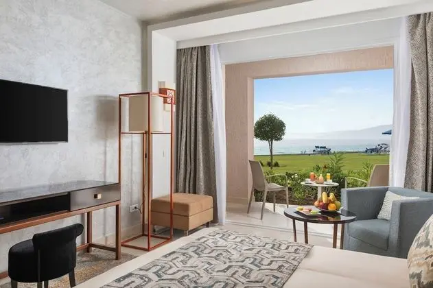 Deluxe Sea View