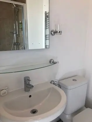 Standard Tek Büyük Yataklı Oda, Banyolu/Duşlu