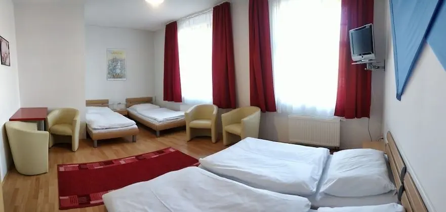 Dört Kişilik Oda