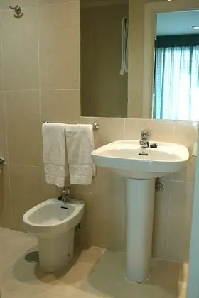 Standard Tek Büyük Yataklı Oda, 2 Tek Kişilik Yatak