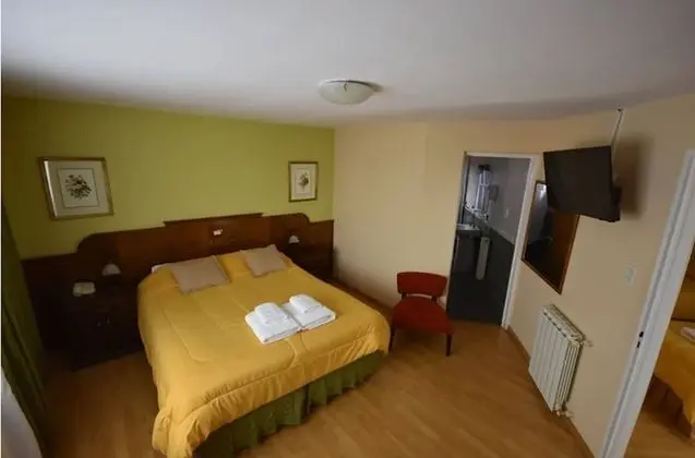 Standard Tek Büyük Yataklı Oda