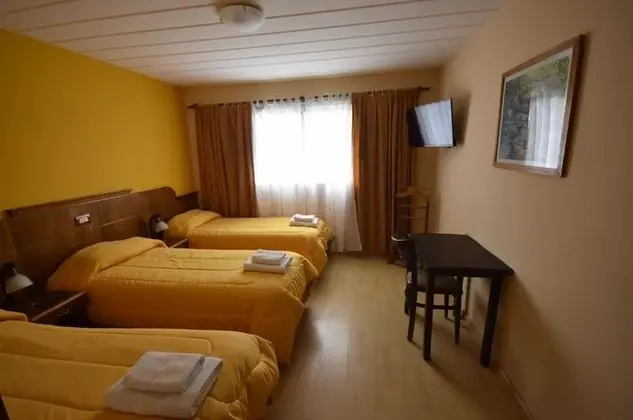 Standard Üç Kişilik Oda, 3 Tek Kişilik Yatak