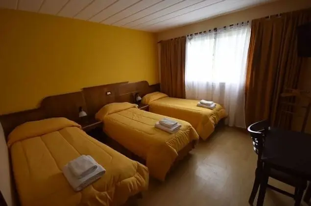 Standard Üç Kişilik Oda, 3 Tek Kişilik Yatak