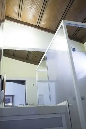 Tek Büyük Yataklı Oda, 2 Çift Kişilik Yatak