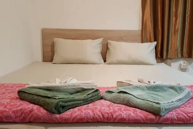Deluxe Double Room with Air-Conditioner