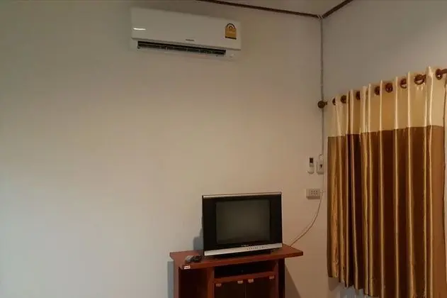 Deluxe Double Room with Air-Conditioner