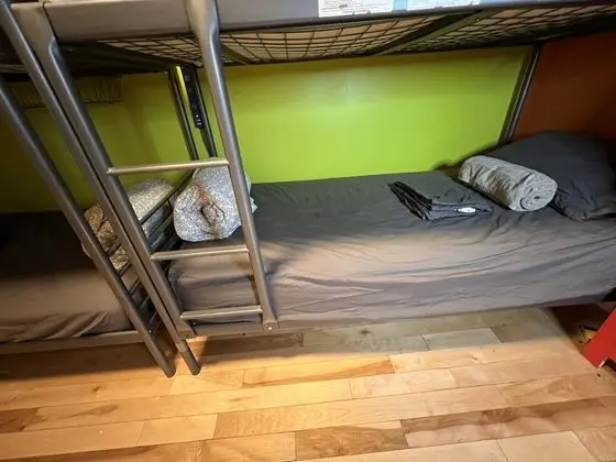 Deluxe Ortak Ranzalı Oda