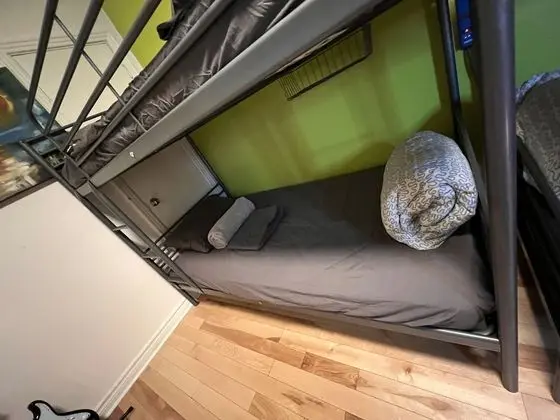 Deluxe Ortak Ranzalı Oda