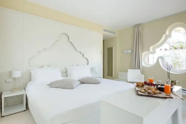 Deluxe Tek Büyük veya İki Ayrı Yataklı Oda